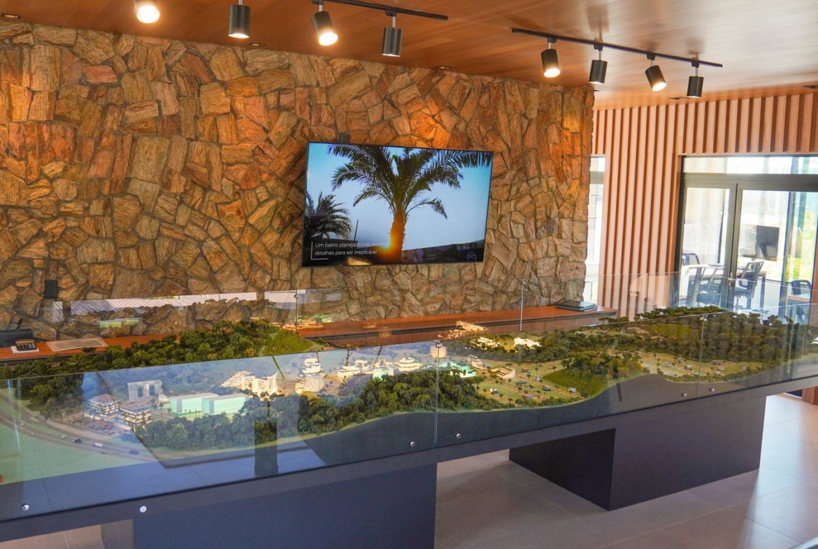 Terreno para Residência no Colinas de Camboriú Village em Camboriú(SC) | EMBRALOT