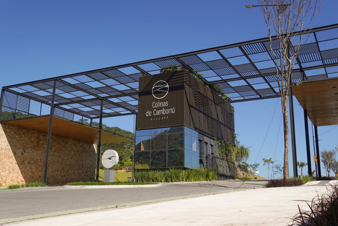 Terreno para Residência no Colinas de Camboriú Village em Camboriú(SC) | EMBRALOT