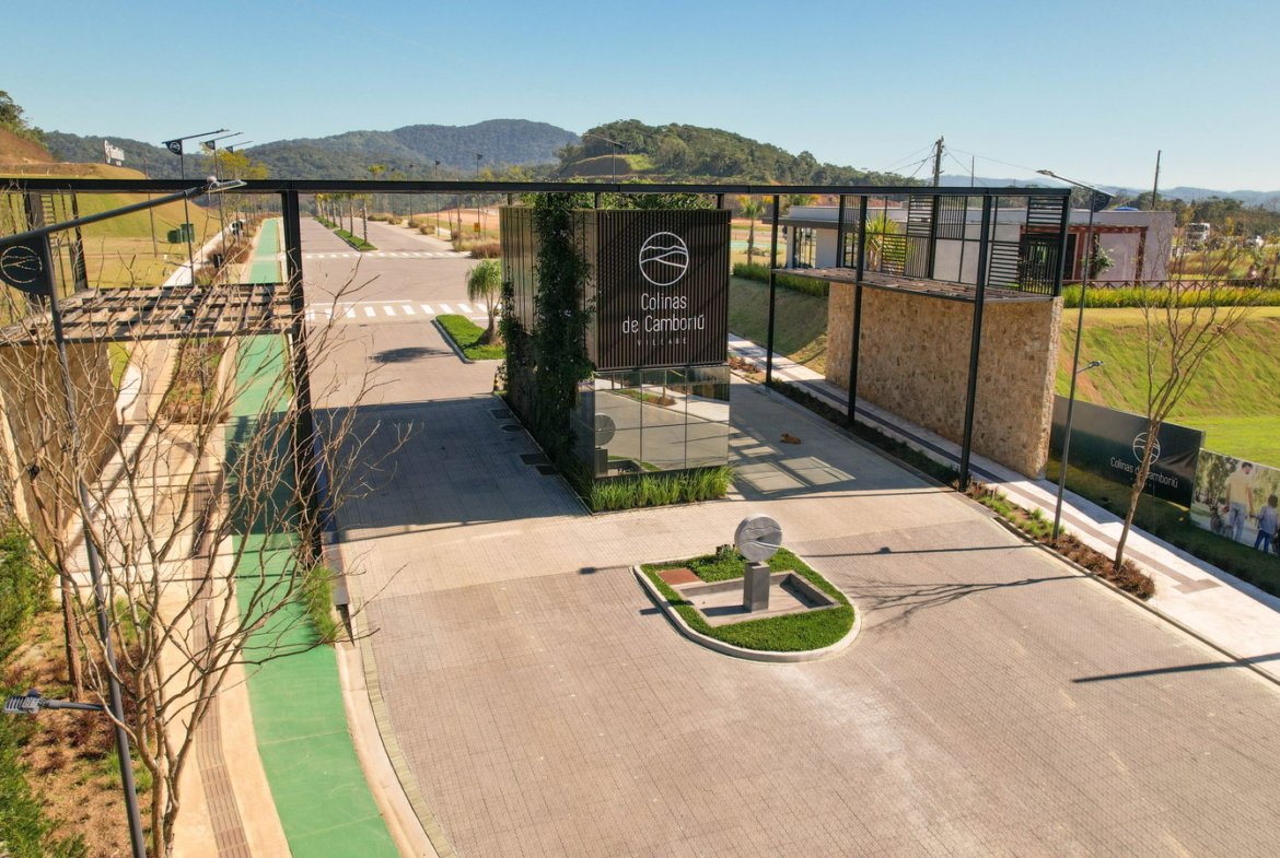 Terreno para Residência no Colinas de Camboriú Village em Camboriú(SC) | EMBRALOT