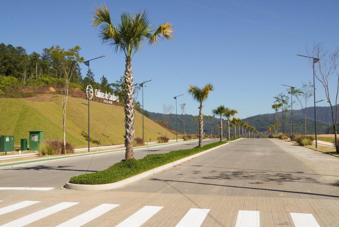 Terreno para Residência no Colinas de Camboriú Village em Camboriú(SC) | EMBRALOT