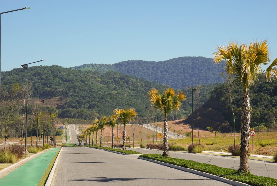 Terreno para Residência no Colinas de Camboriú Village em Camboriú(SC) | EMBRALOT