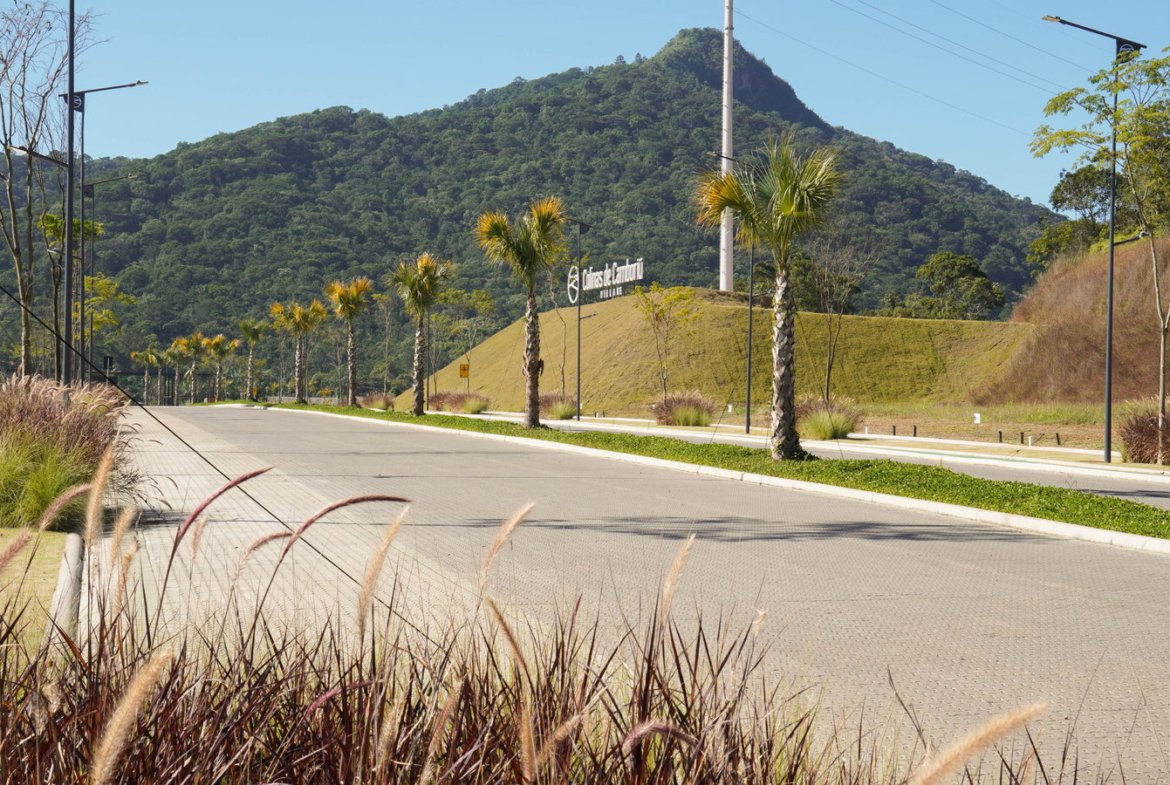 Terreno para Residência no Colinas de Camboriú Village em Camboriú(SC) | EMBRALOT