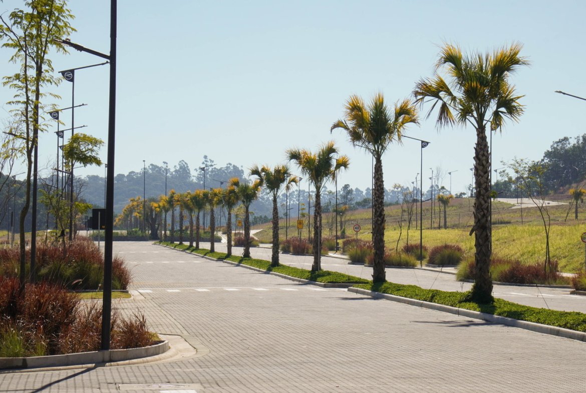 Terreno para Residência no Colinas de Camboriú Village em Camboriú(SC) | EMBRALOT