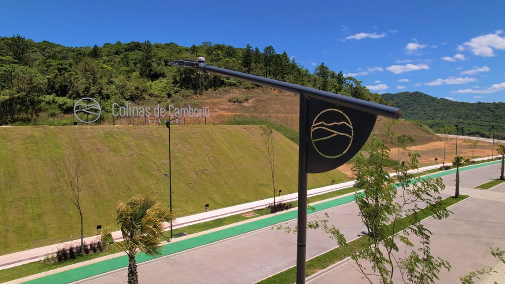 Terreno para Residência no Colinas de Camboriú Village em Camboriú(SC) | EMBRALOT