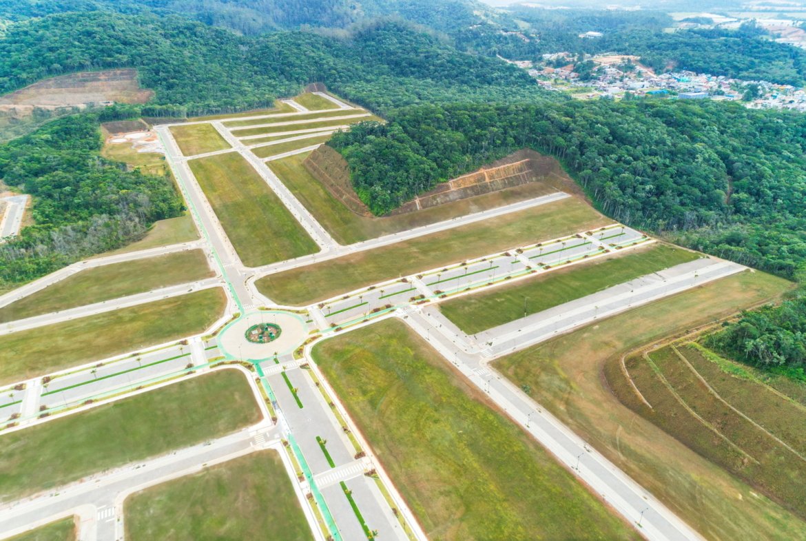 Terreno para Residência no Colinas de Camboriú Village em Camboriú(SC) | EMBRALOT