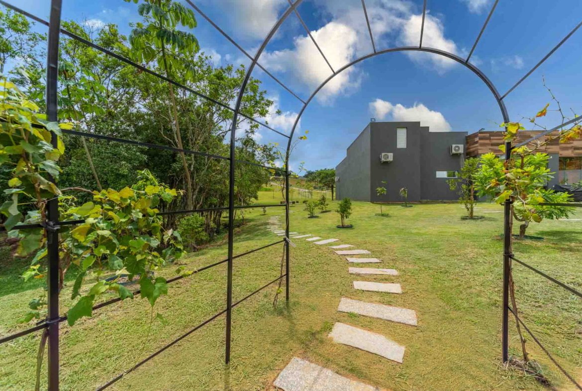 Terreno para Residência no Gralha Azul Condomínio Residencial em Camboriú (SC) | EMBRALOT