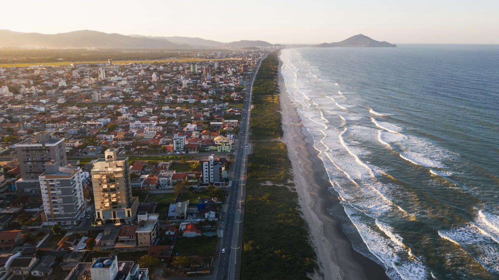 aplat-fx-vivence-vista-aerea-01 Apartamento no Vivence Premium Residence em Navegantes (SC) | FX