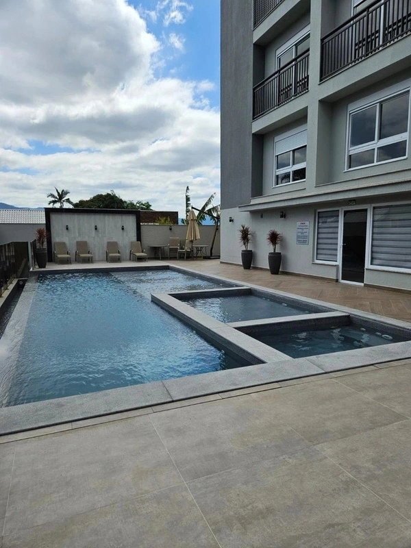 aplat-g-m-diamond-piscina-01 Apartamento no Residencial Diamond em Timbó (SC) | G&M