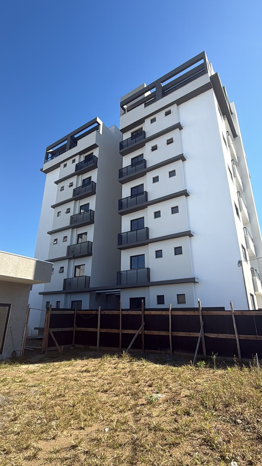 aplat-gc-green-coast-obra-fachada-01 Apartamento no Green Coast Home Resort em Navegantes (SC) | GC