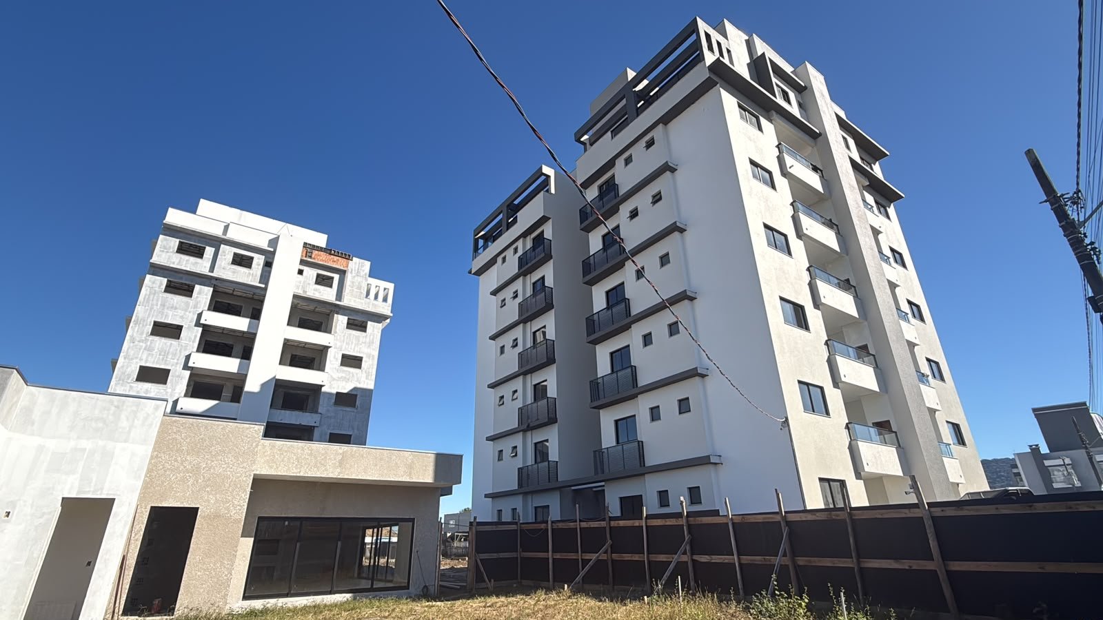 aplat-gc-green-coast-obra-fachada-02 Apartamento no Green Coast Home Resort em Navegantes (SC) | GC