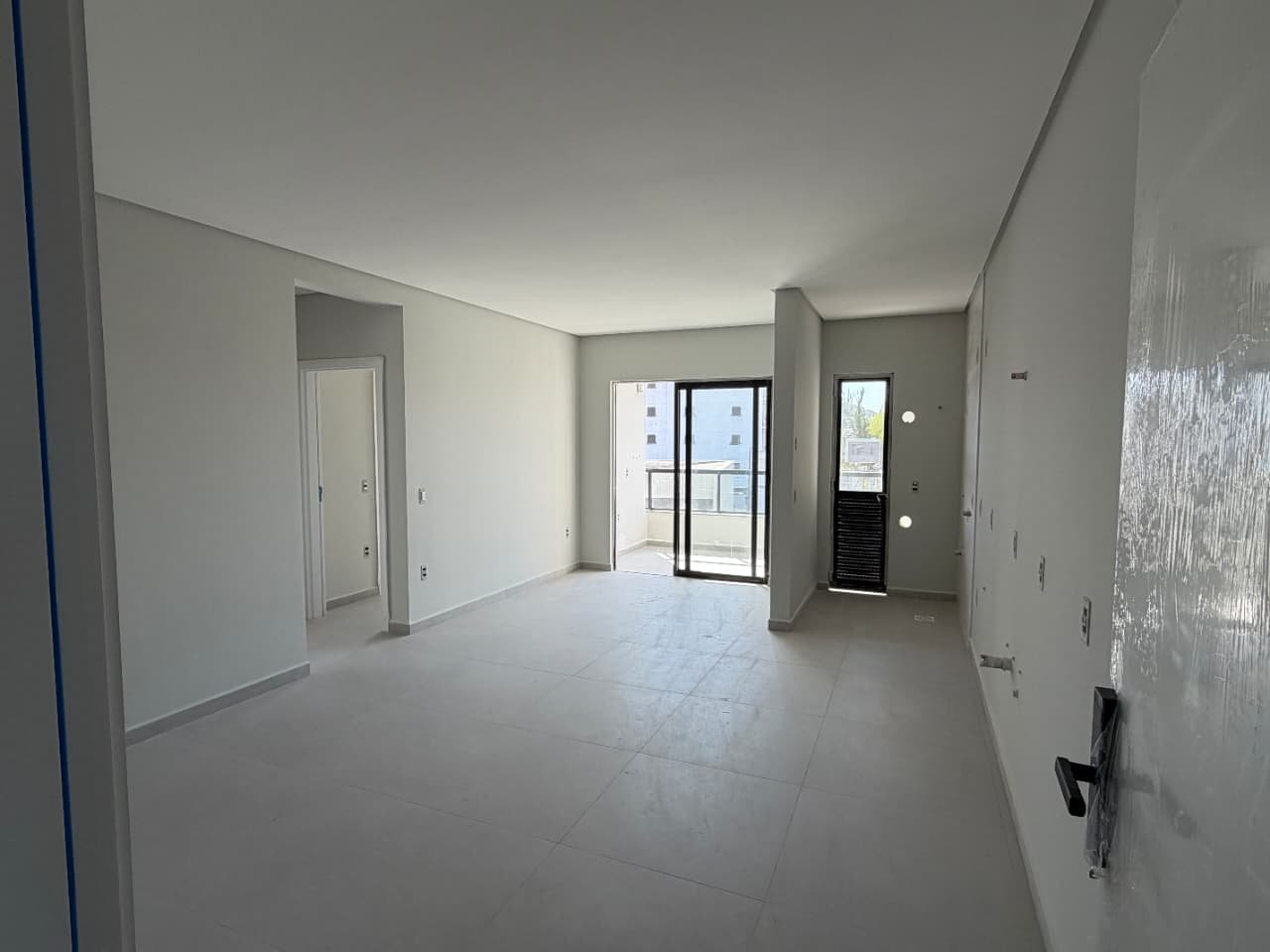 aplat-gc-green-coast-obra-living-01 Apartamento no Green Coast Home Resort em Navegantes (SC) | GC
