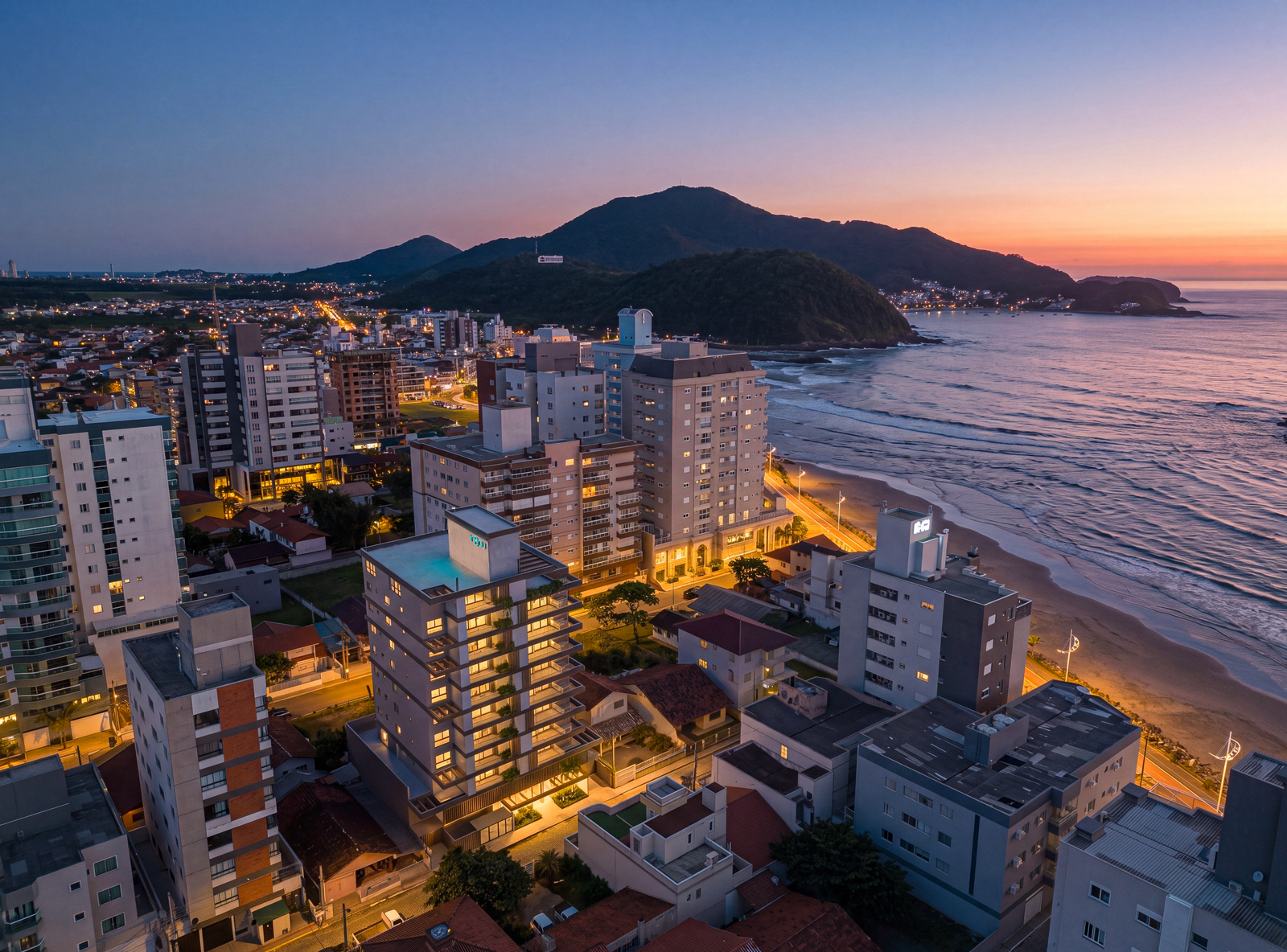 Apartamento no Palazzo Solarium em Navegantes (SC) | INBAU
