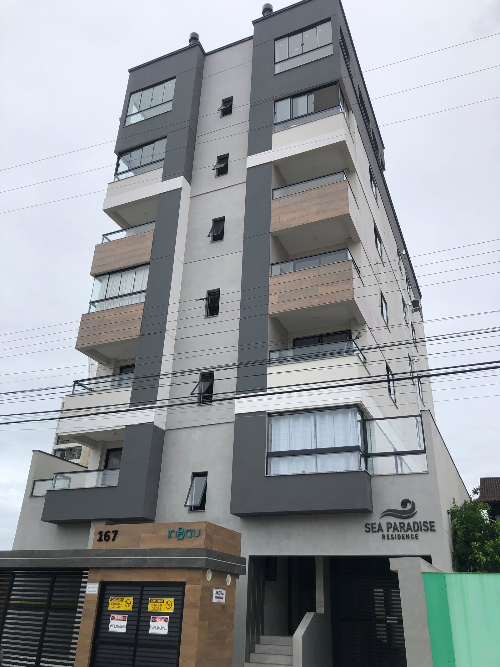 Apartamento no Sea Paradise Residence em Navegantes (SC) | INBAU