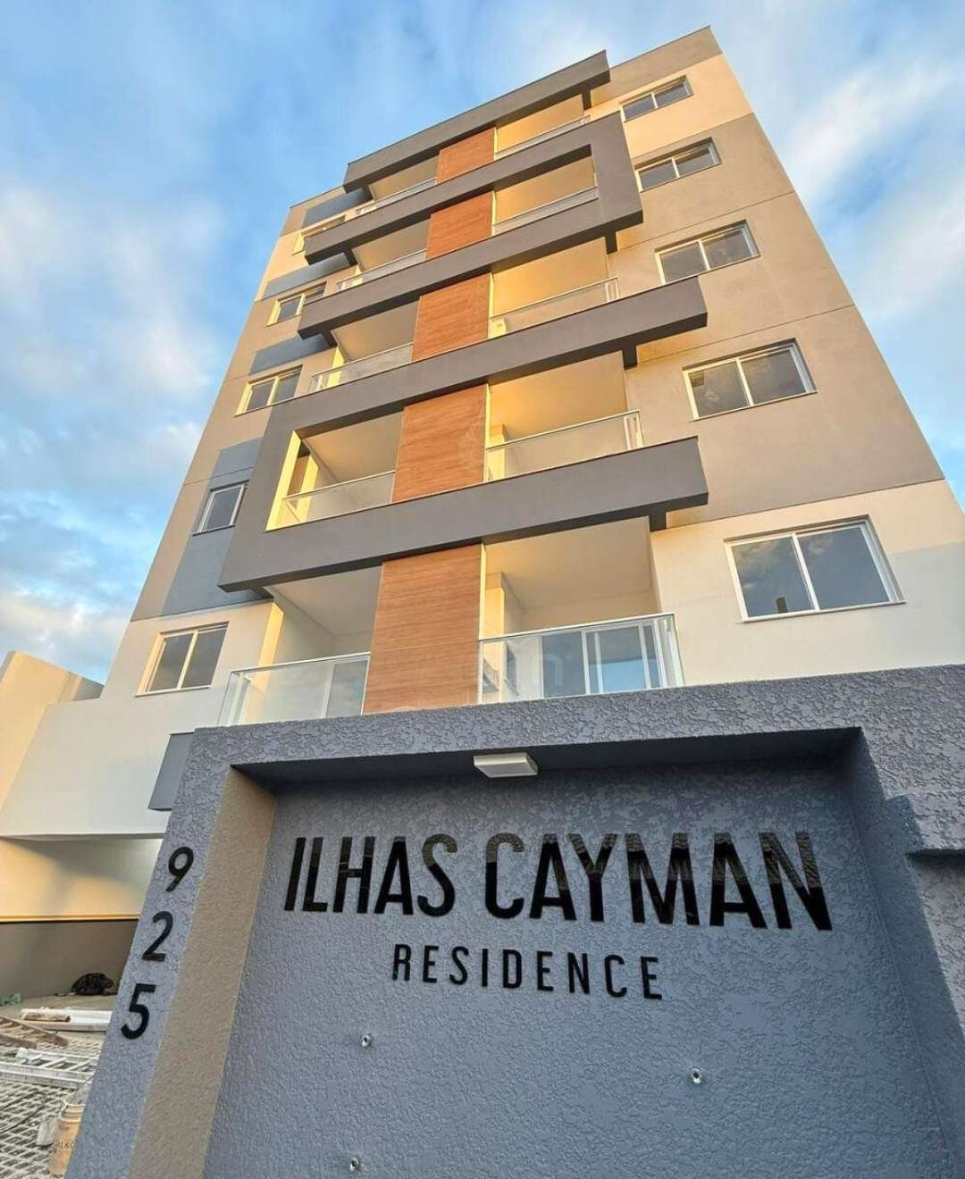 aplat-isensee-ilhas-cayman-obra-fachada-01 Apartamento no Residencial Ilhas Cayman em Navegantes | ISENSEE