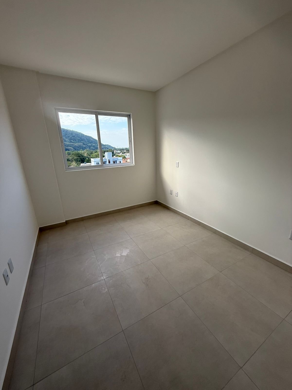 aplat-isensee-ilhas-cayman-obra-quarto-01 Apartamento no Residencial Ilhas Cayman em Navegantes | ISENSEE