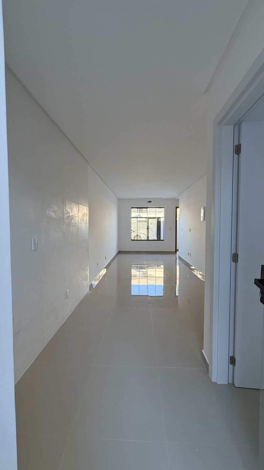 aplat-ranghetti-mavie-living-01 Apartamento no Residencial Mavie em Navegantes (SC) | RANGHETTI
