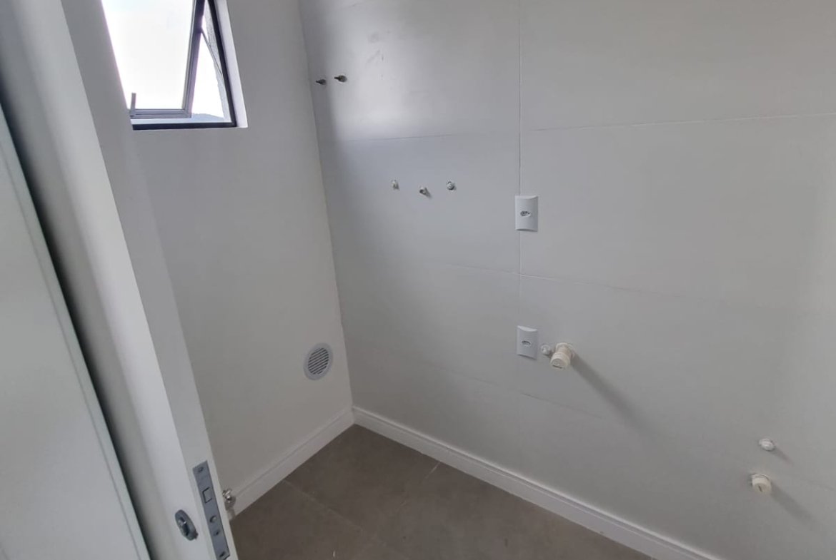 Apartamento no Breeze Residence em Navegantes (SC) | RJR