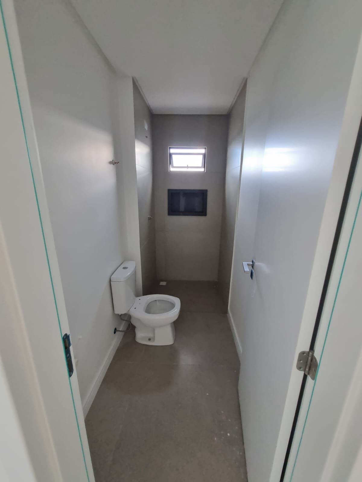 aplat-rjr-breeze-banheiro-02 Apartamento no Breeze Residence em Navegantes (SC) | RJR
