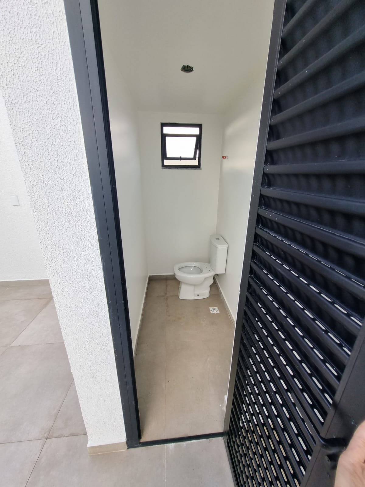 aplat-rjr-breeze-banheiro-05 Apartamento no Breeze Residence em Navegantes (SC) | RJR