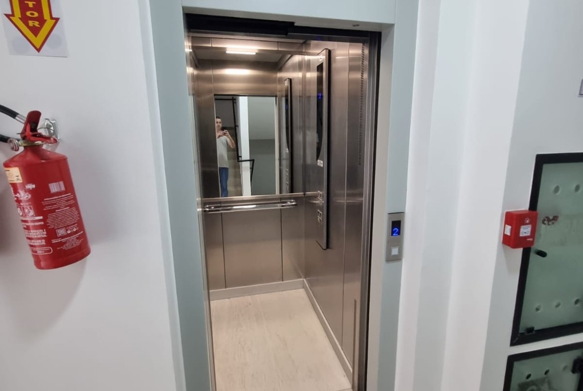 Apartamento no Breeze Residence em Navegantes (SC) | RJR