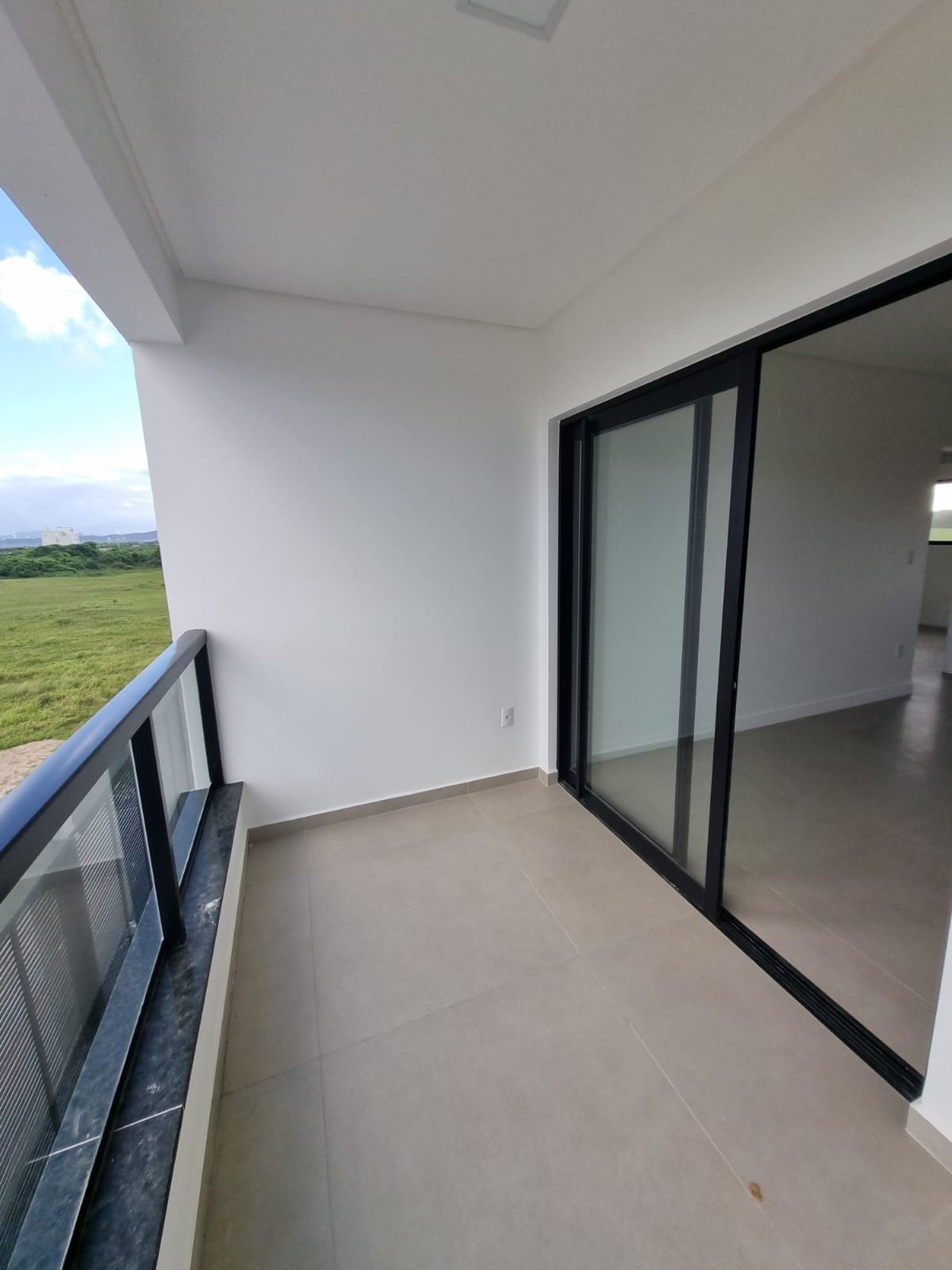 aplat-rjr-breeze-sacada-02 Apartamento no Breeze Residence em Navegantes (SC) | RJR