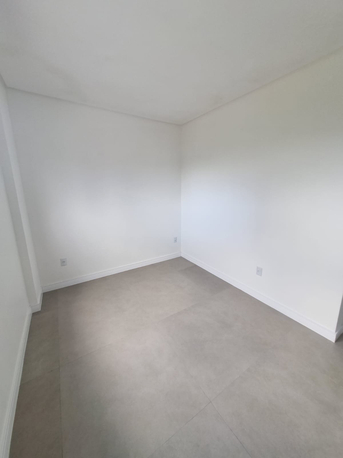 aplat-rjr-breeze-suite-02 Apartamento no Breeze Residence em Navegantes (SC) | RJR